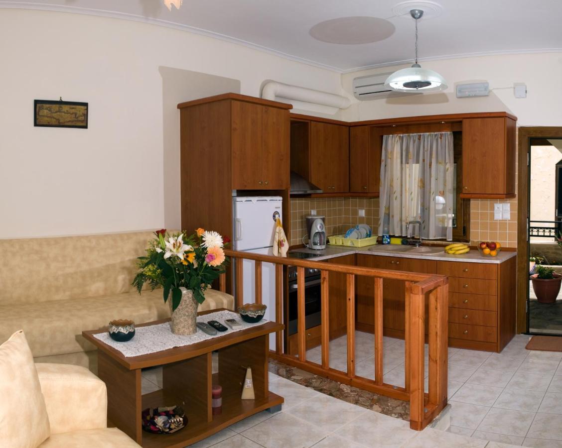 Christina Apartments Pánormos Extérieur photo